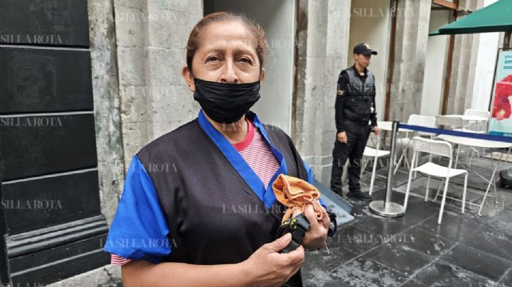 Ley Silla: "aquí ni silla ni nada", denuncian trabajadores tras jornadas de 8 horas de pie