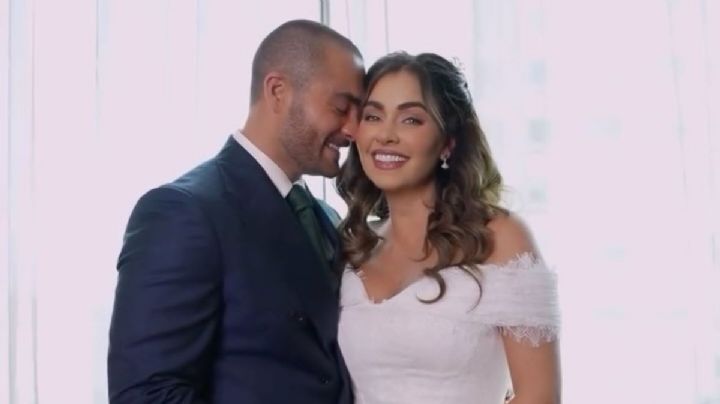 Al interior de la inesperada y emotiva boda civil entre Claudia Martín y Carlos Said