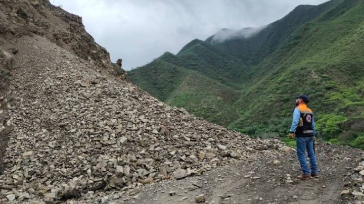 Lluvias provocan derrumbes en carreteras del noreste de Guanajuato