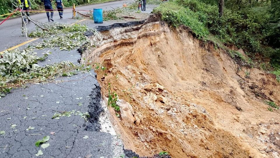 Ha habido deslaves y derrumbes en carreteras del estado de Hidalgo