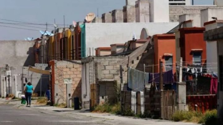 Advierten riesgos por legalizar viviendas invadidas