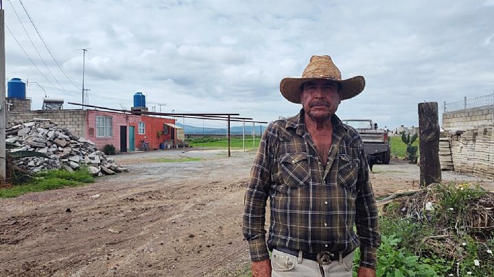 Fausto y otros ejidatarios de Zempoala denuncian que Toledo y Matilde descargan agua y basura en sus tierras