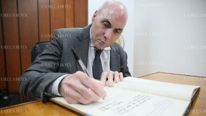 Creador de vacunas covid-19 se une a Academia Nacional de Medicina