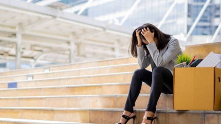 En un año, salen del mercado laboral 282 mil mujeres: Inegi