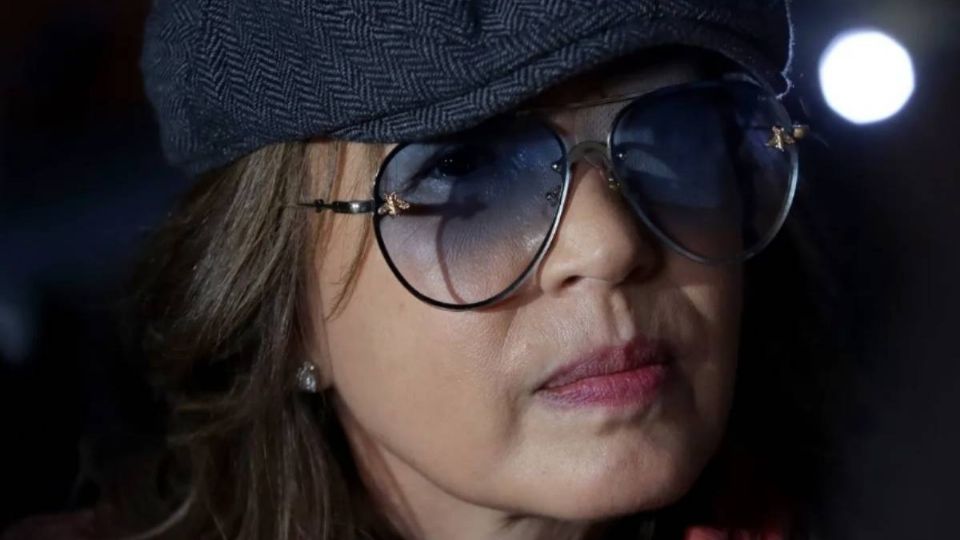 La conductora sigue luchando por su vida.   
