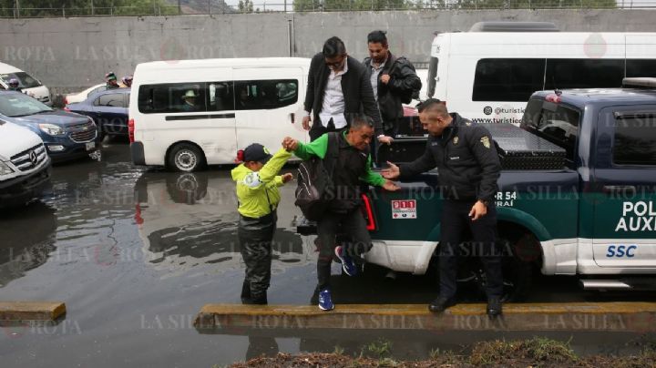 "Íbamos a trabajar, pero todo está inundado; ya no llegamos"