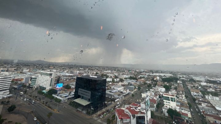 Una cascada de lluvia pasó por León y refrescó la tarde