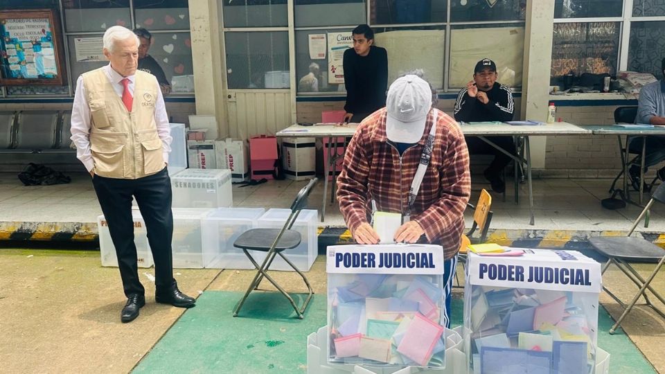 La misión de la OEA fue encabezada por el excanciller chileno Heraldo Muñoz.