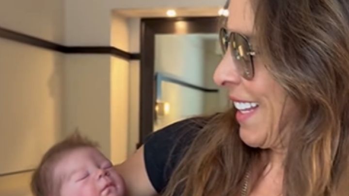 Kate del Castillo sorprende al anunciar que se convirtió en mamá a sus 52 años
