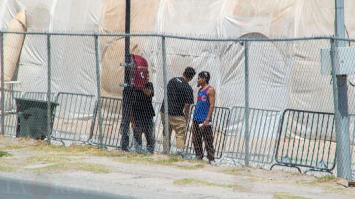 “Es como si siguiéramos presos”: paisanos relatan su retorno tras ser deportados de EU