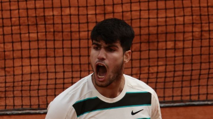 En mítica final de Roland Garros, Carlos Alcaraz derrota a Jannik Sinner
