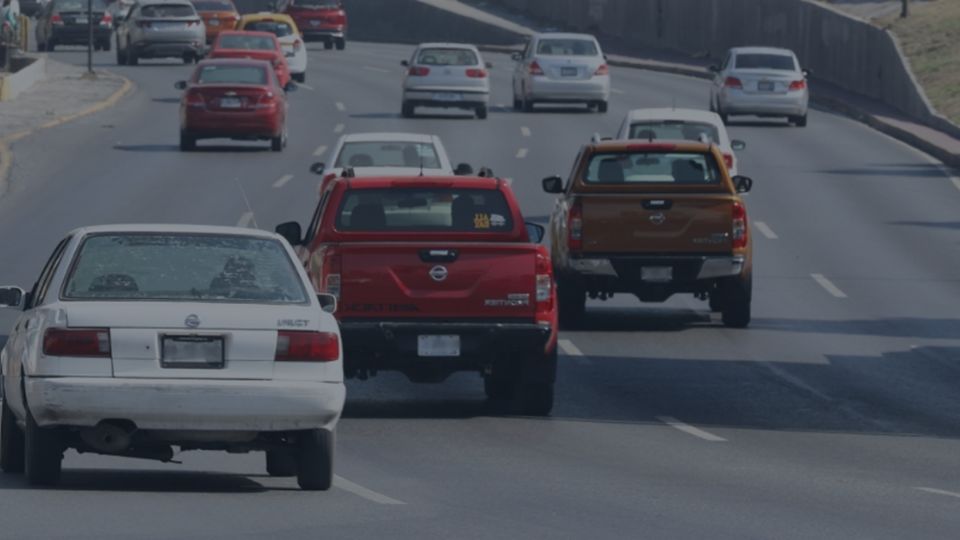 Los dueños de vehículos deben cumplir con el pago