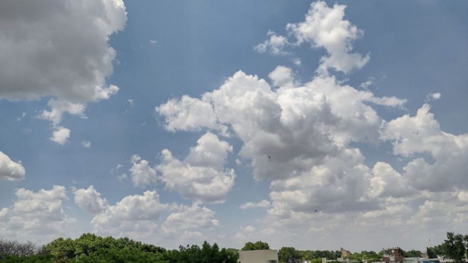 Se espera que haya cielos muy levemente nublados