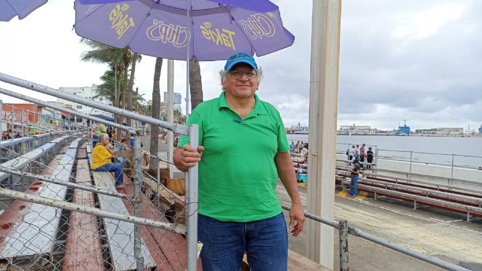 El negocio lo inició para sostener a su familia, pero ahora ya se volvió una tradición.