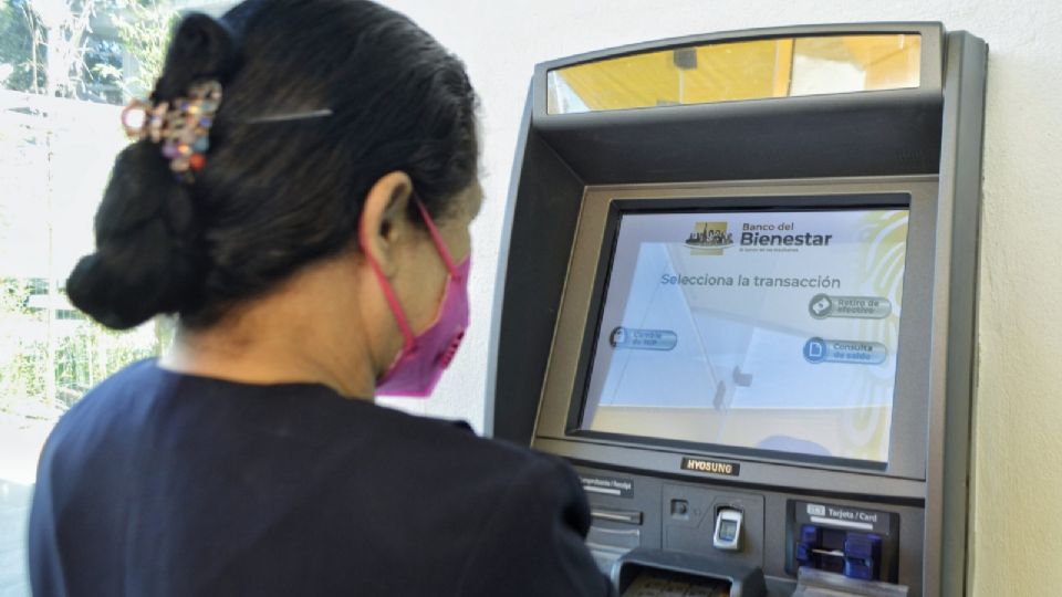 Cuando se tenga el depósito, se puede ir a los cajeros de los Bancos del Bienestar para hacer retiros