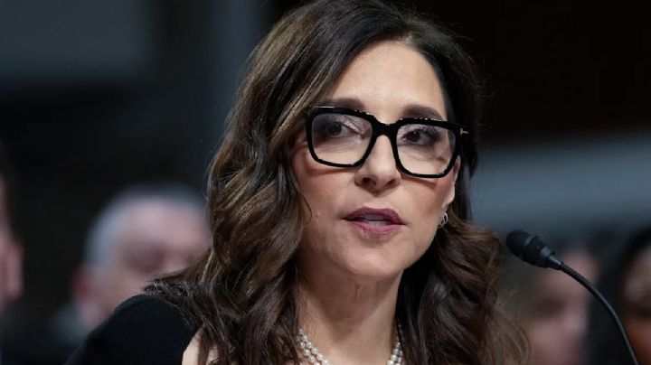 Grok4 la polémica antisemita y la renuncia de la mujer fuerte de la red X