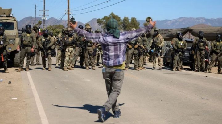 Migrantes detenidos por el ICE en California. ¿cuántos van?