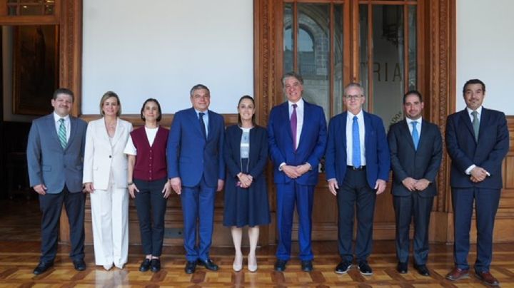 Sheinbaum se reúne con director de la petrolera Baker Huges, en Palacio