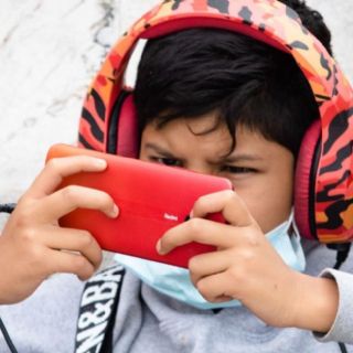 La ola global que prohíbe redes sociales a menores: Australia abre el camino