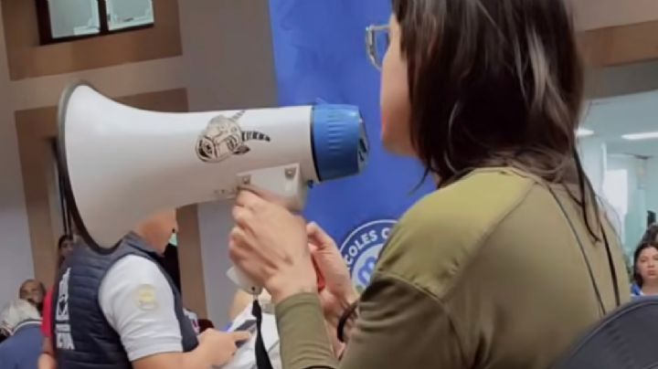 Artistas que trabajan en San Juan de Abajo se manifiestan para apoyar a familias desalojadas