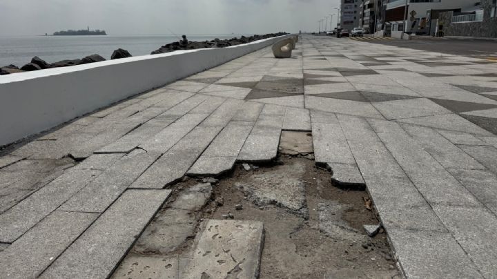 Reaparecen daños en reparación del socavón del bulevar Manuel Ávila Camacho de Boca del Río