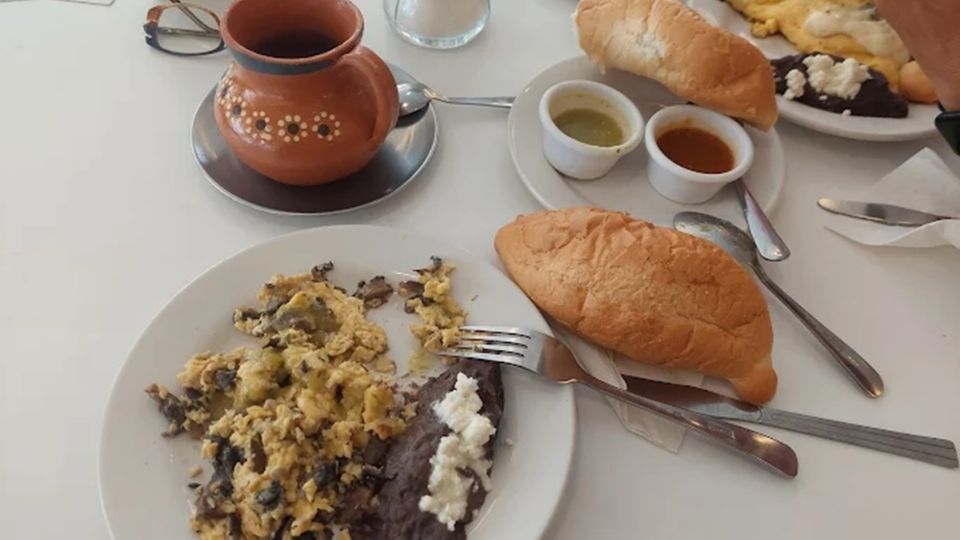 El menú en La Parroquia de Veracruz es muy variado y lo mejor son sus desayunos