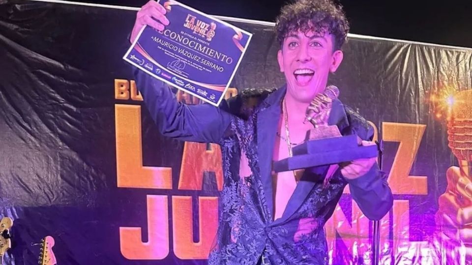 La música es mi vida: Mauma Vázquez, joven que canta en los camiones de Veracruz para representar a México en Tailandia