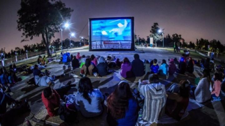 Guadalajara proyecta películas bajo las estrellas