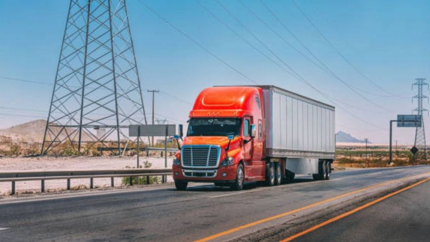 Fusionan permisos y reducen requisitos en el autotransporte federal