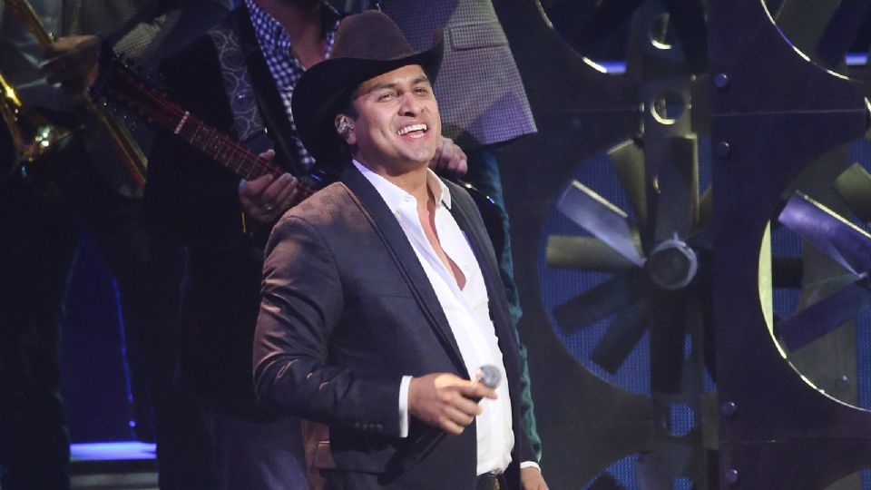 Actualmente, Julión Álvarez se encuentra celebrando su gira 4218 Tour México