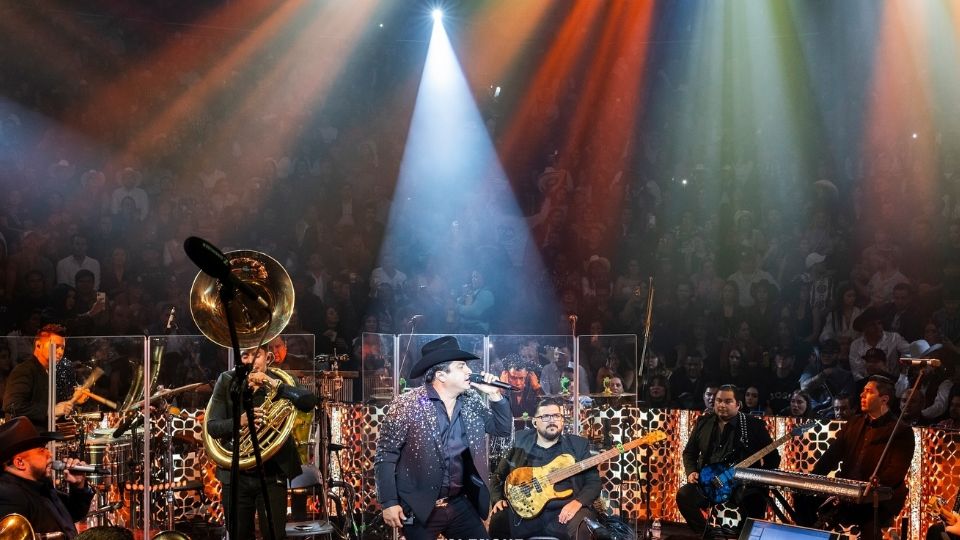 Julión Álvarez será uno de los artistas principales del palenque