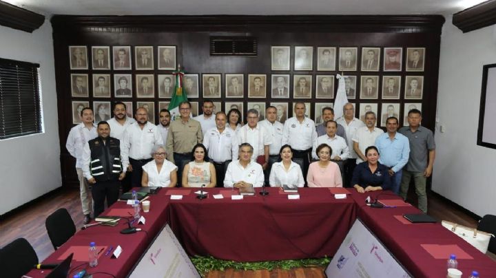 Llama Américo a redoblar esfuerzos en seguridad pública