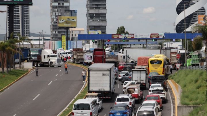 Puebla: transportistas reportan 30 asaltos diarios y acusan colusión de GN