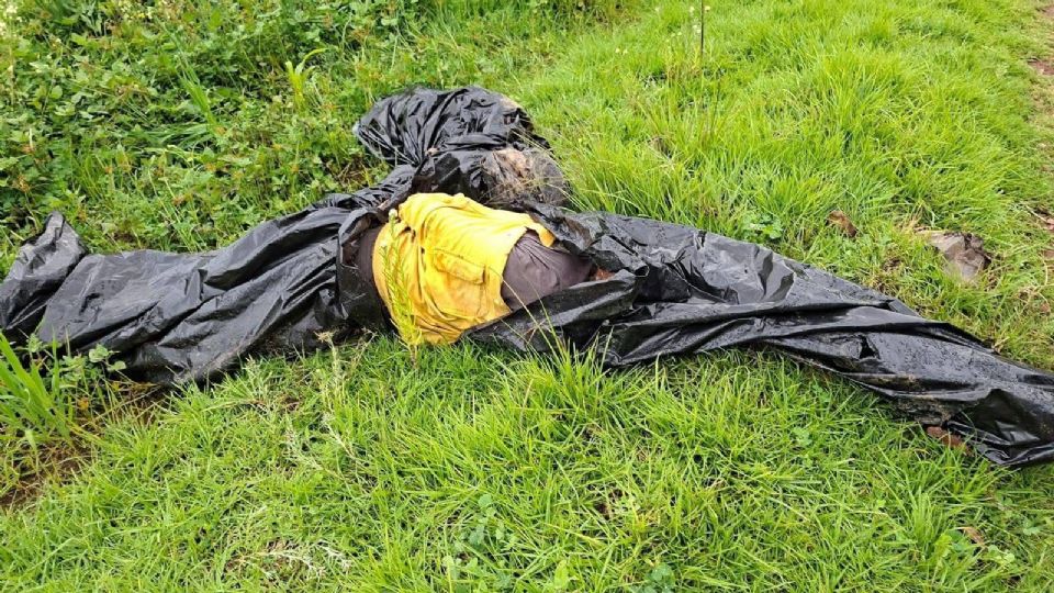 Pobladores alertaron a las autoridades sobre unas bolsas negras abandonadas en un camino de terracería