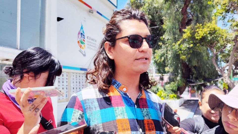 Javín Álvarez ha recibido amenazas y hostigamiento después de exigir la destitución de la ombudsperson de Hidalgo