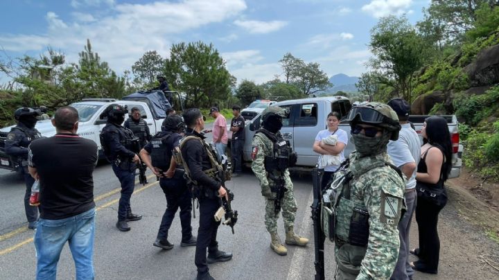 Michoacán: ataque del CJNG en Tangamandapio deja un policía herido y vehículos dañados