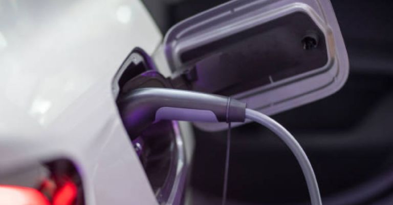 Venta de autos híbridos y eléctricos 