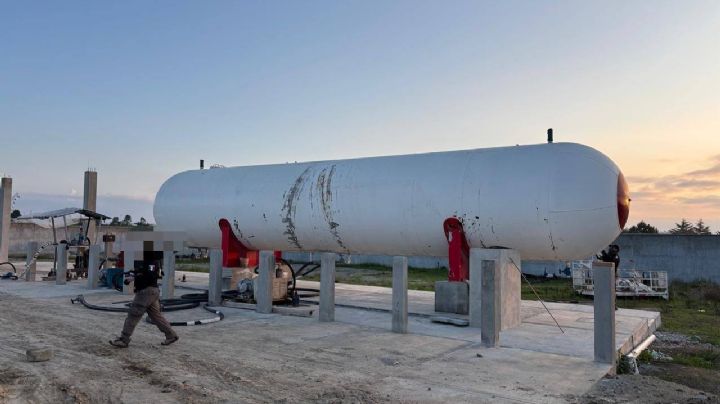 FGR asegura más de 22,000 litros de gas LP en municipio de Hidalgo