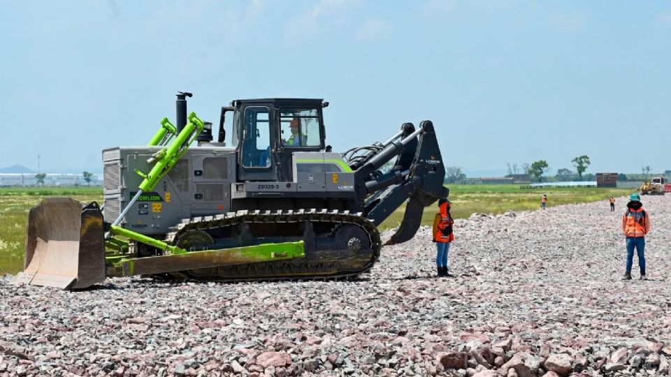 El pasado 22 de marzo comenzó la construcción del transporte férreo