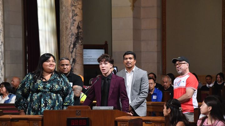 Joven promesa hidalguense del boxeo es reconocido en Los Ángeles