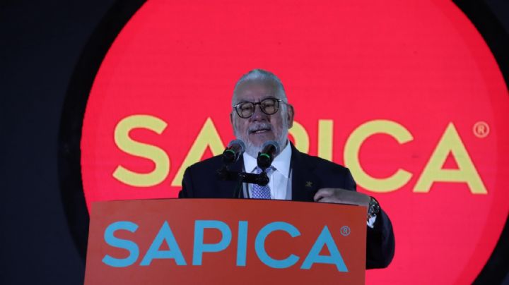 Concamin exige a gobierno de la 4T frenar el contrabando de calzado chino