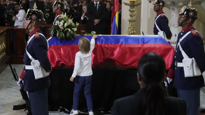 Miguel Uribe: dan el último adiós al candidato opositor asesinado