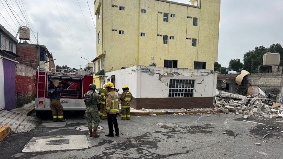 Debido a la fuerte explosión ocurrida esta mañana, un edificio sufrió daños estructurales