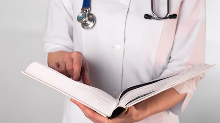 Alumno de medicina de la UAEH acusa persecución y agresión por trabajador de cafetería