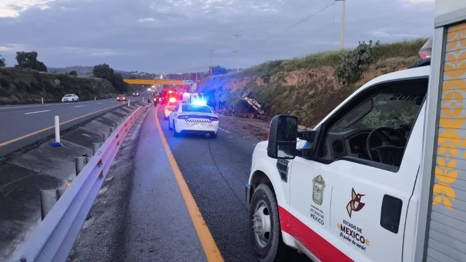 Por el accidente se generó un fuerte tráfico en la autopista
