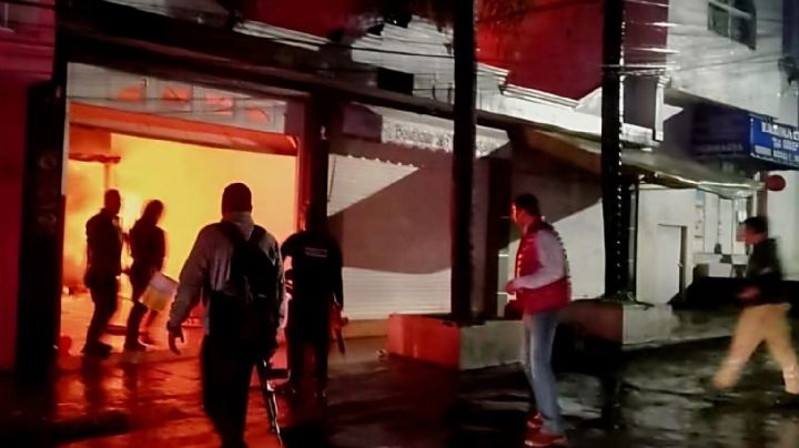 Grupo armado ataca e incendia casa de la alcaldesa de Queréndaro, Michoacán