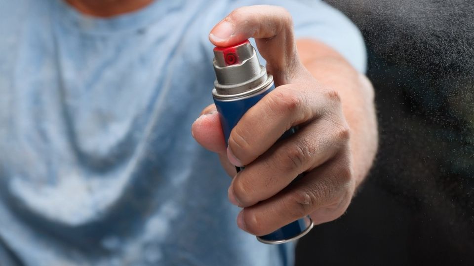 El operador de transporte público roció gas pimienta a 2 adultos y un menor de edad; este es el caso