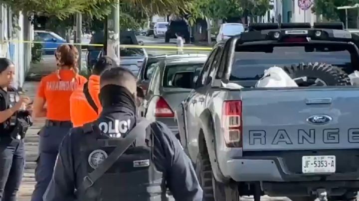 Jalisco: hallan 4 cuerpos en camioneta abandonada, entre ellos 2 niños