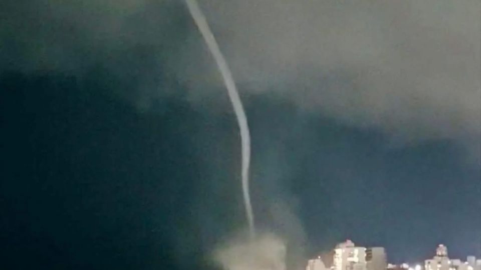 La impactante imagen sorprendió a turistas y jarochos.