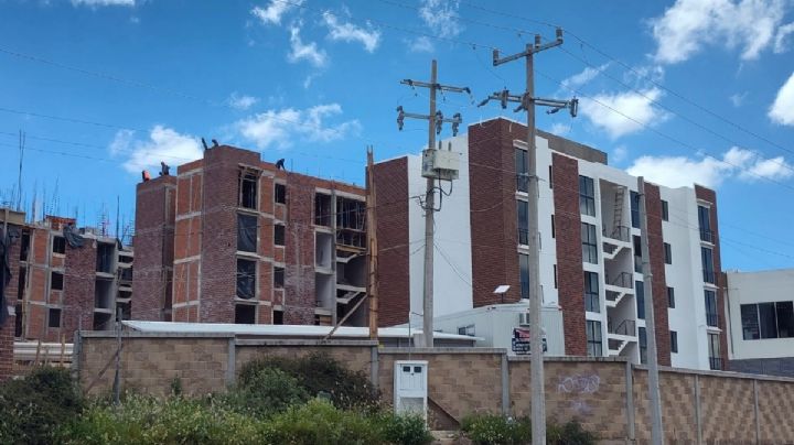 Con balcón y acabados en ladrillo, así son las Viviendas para el Bienestar en San Agustín Tlaxiaca I Fotos